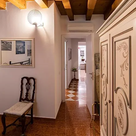 Pied A Terre - Bohemien Lejlighed *